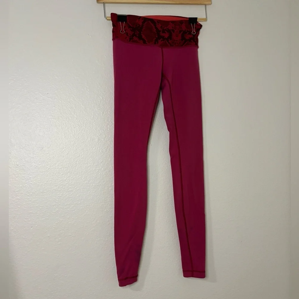 Lululemon Women Red Wunder Under II Full Length Reversible Leggings